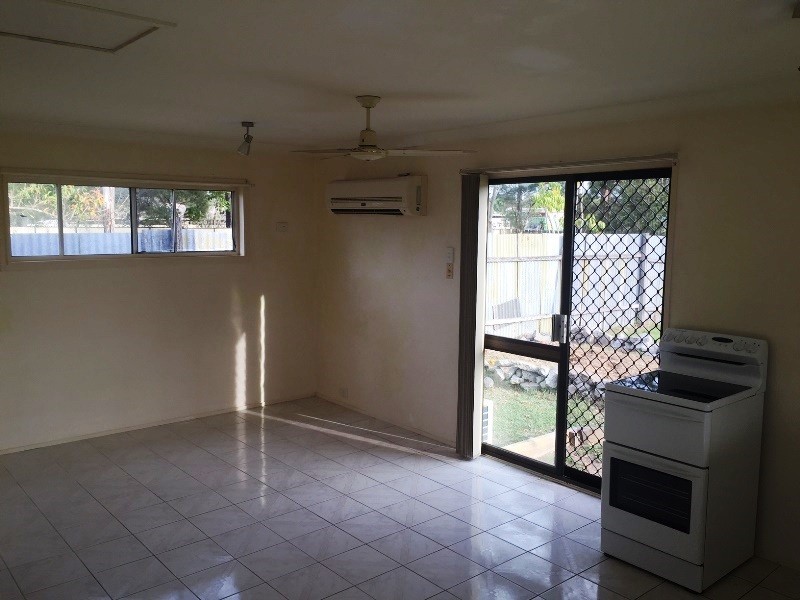 27 Spruce Street, Loganlea QLD 4131