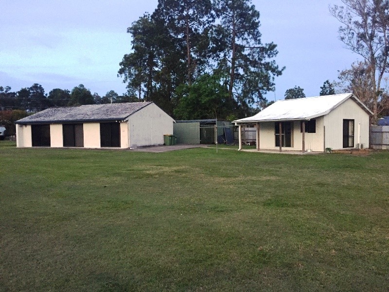 27 Spruce Street, Loganlea QLD 4131