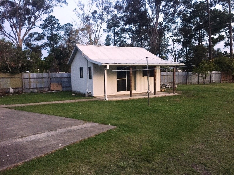 27 Spruce Street, Loganlea QLD 4131