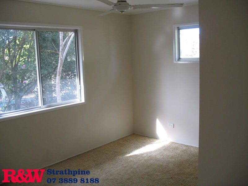 4 Cheltenham Street, Strathpine QLD 4500