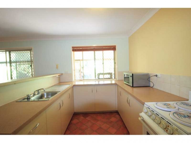 4 Firefly Crescent, Lawnton QLD 4501