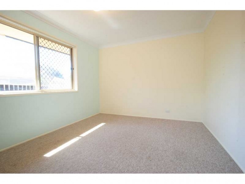 4 Firefly Crescent, Lawnton QLD 4501