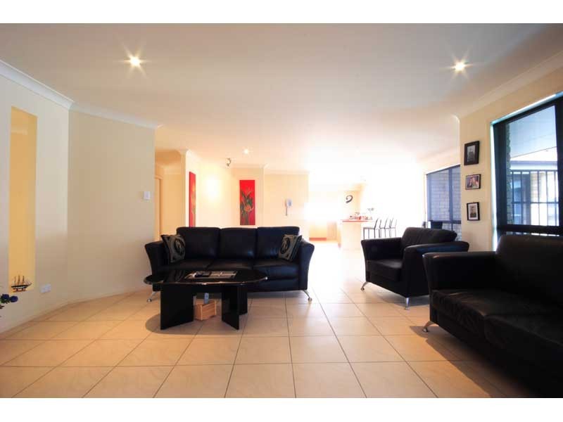 30 Pine Valley Drive, Lawnton QLD 4501