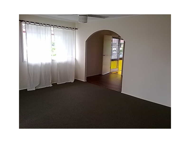 11 Jilloong Street, Strathpine QLD 4500