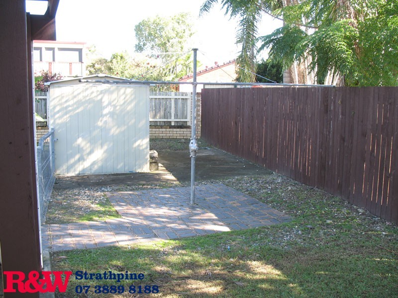 11 Jilloong Street, Strathpine QLD 4500