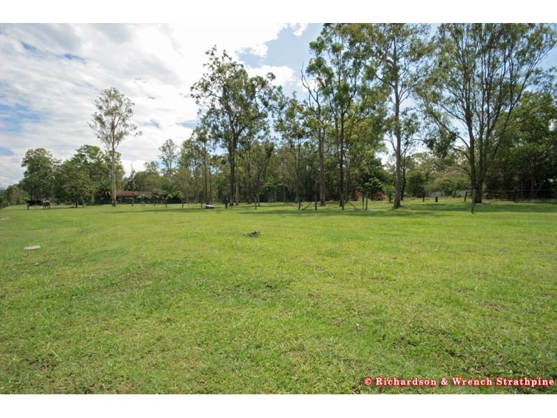 25 Oxford Street, Joyner QLD 4500
