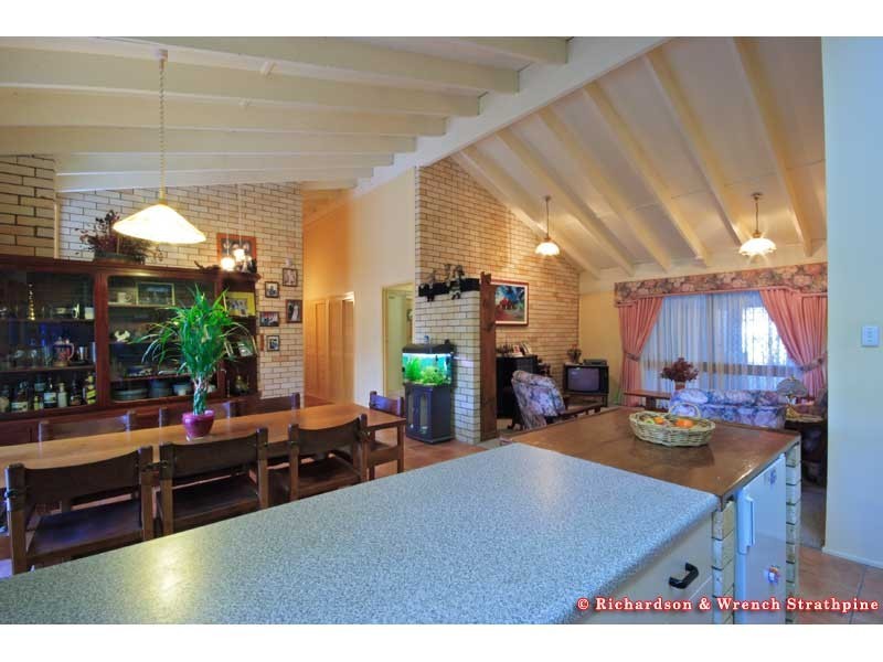 25 Oxford Street, Joyner QLD 4500