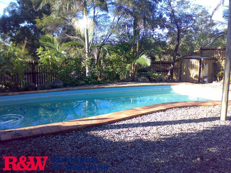 2 Kentwood Drive, Bray Park QLD 4500