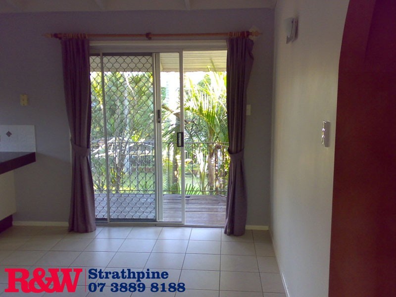 10 Ernie St, Albany Creek QLD 4035