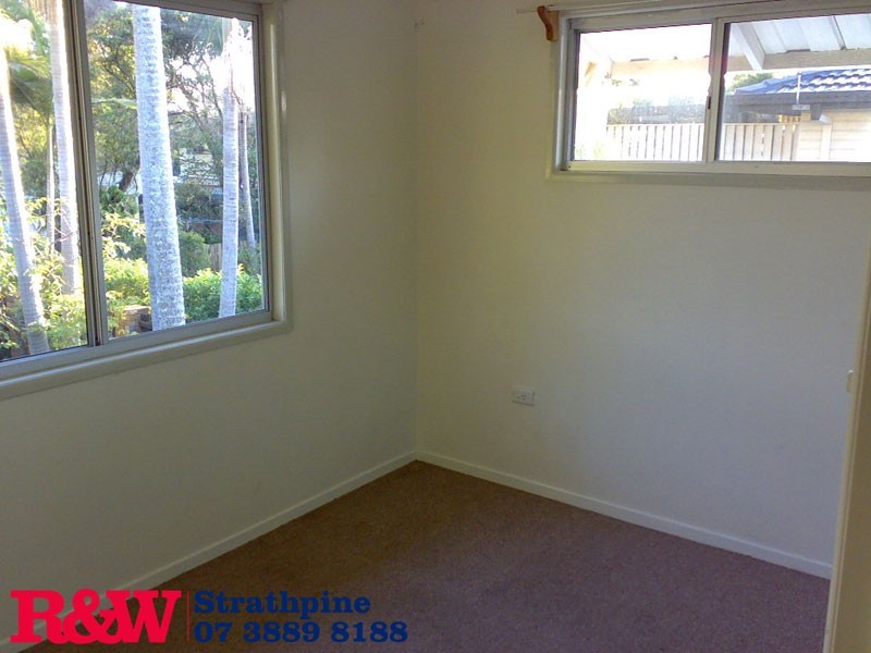 10 Ernie St, Albany Creek QLD 4035