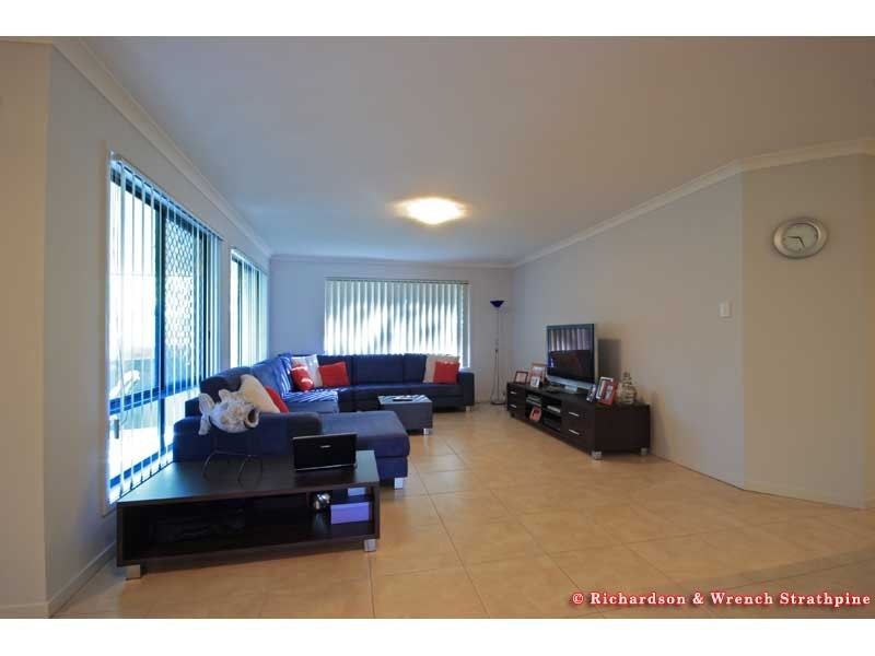 33 Bella Street, Cashmere QLD 4500