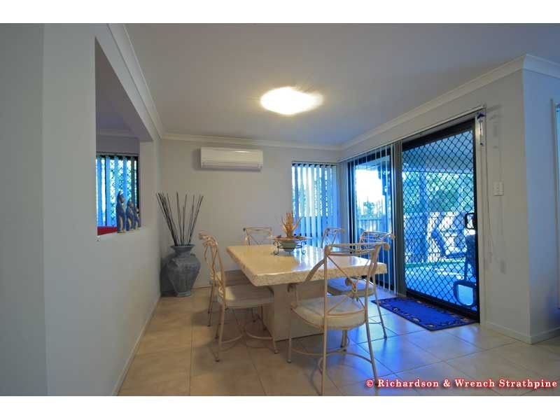 33 Bella Street, Cashmere QLD 4500