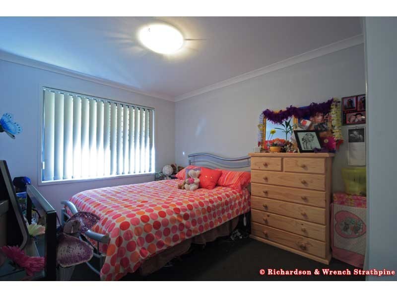 33 Bella Street, Cashmere QLD 4500