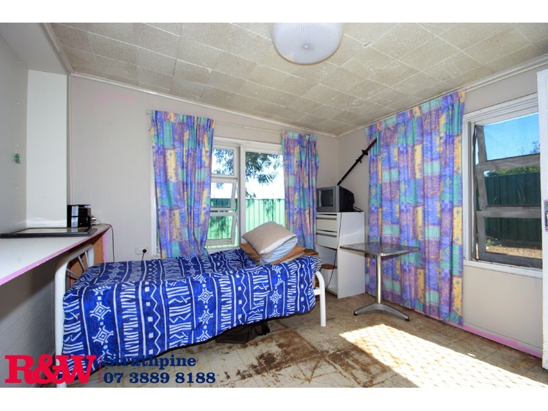 1209 Anzac Avenue, Kallangur QLD 4503