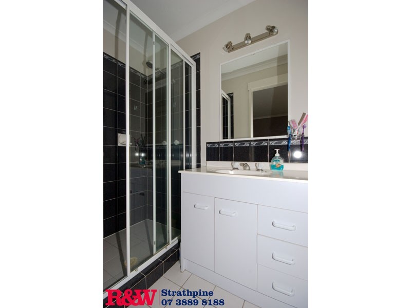 22 Elmwood Drive, Bray Park QLD 4500