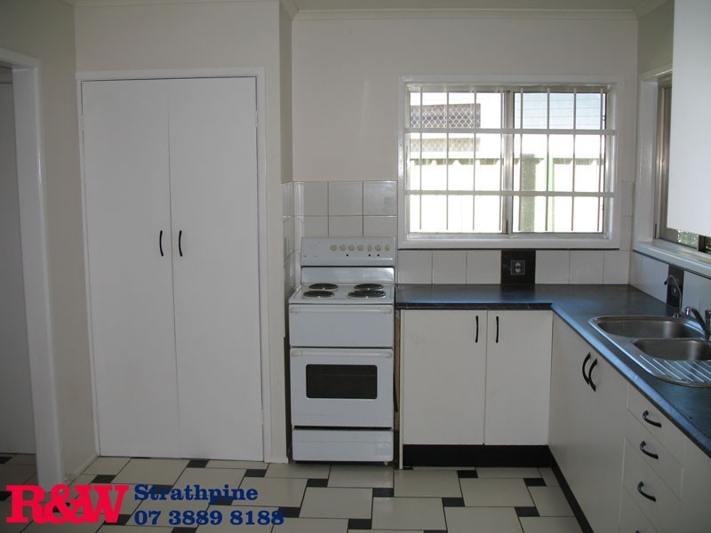 6 Spitfire Avenue, Strathpine QLD 4500