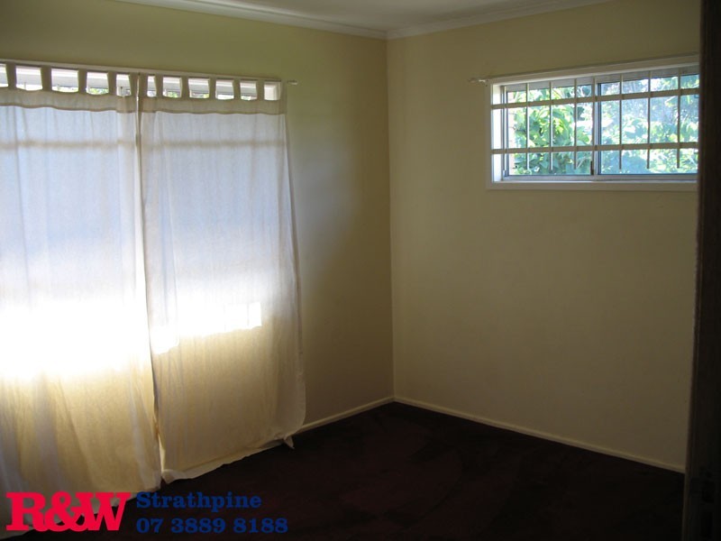 6 Spitfire Avenue, Strathpine QLD 4500