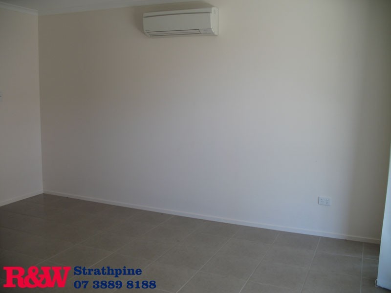 2/5 Rebecca Crescent, Joyner QLD 4500