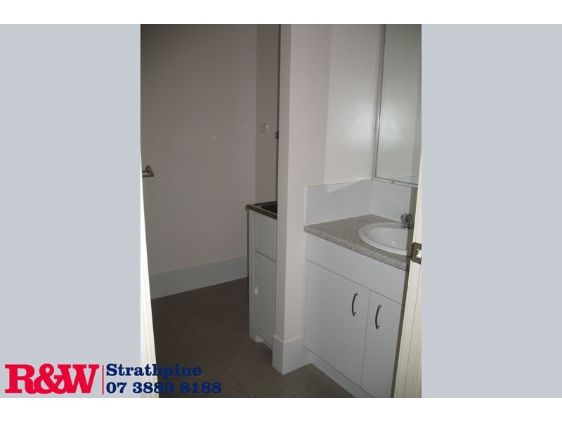 2/5 Rebecca Crescent, Joyner QLD 4500