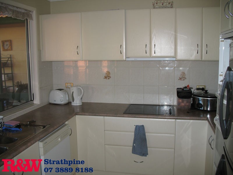 31 Wairoa Drive, Strathpine QLD 4500