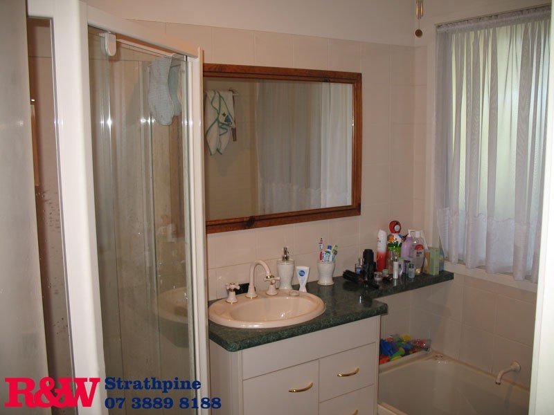 31 Wairoa Drive, Strathpine QLD 4500