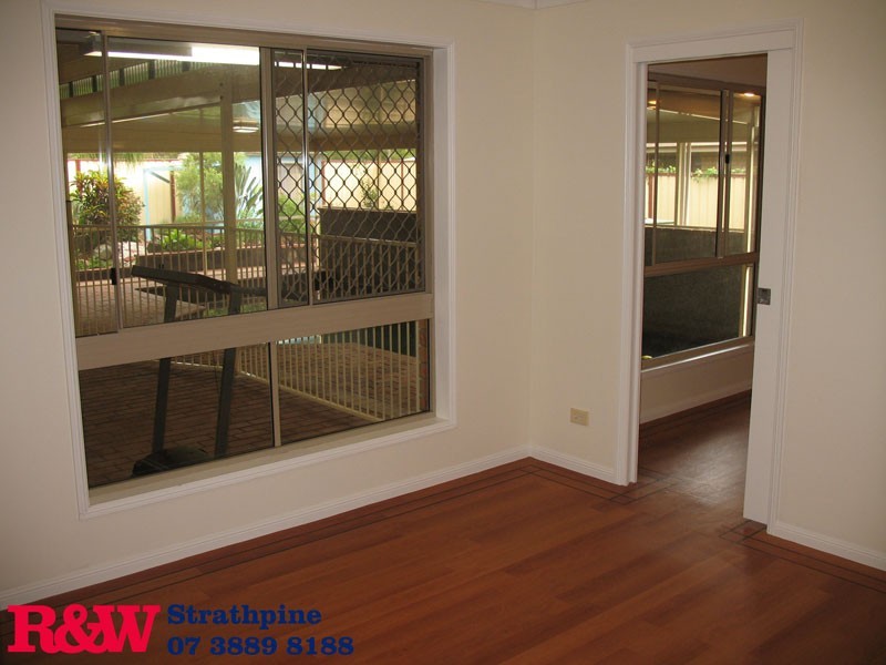 11 Kurrajong, Warner QLD 4500