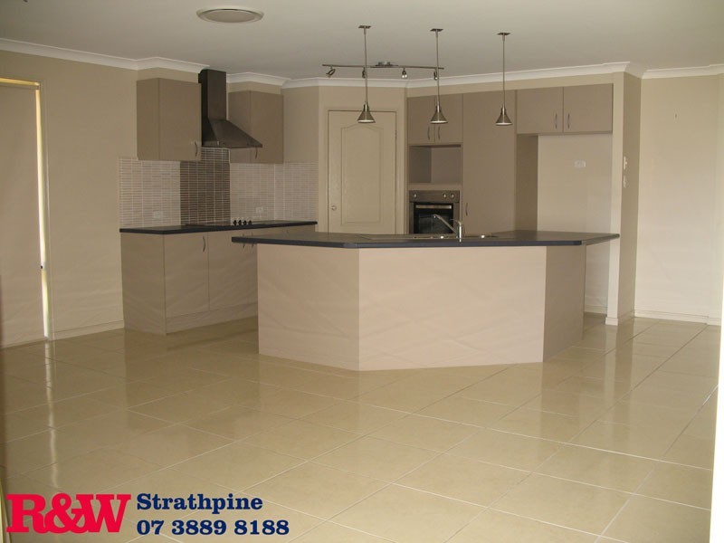 113 Kurrajong Dve, Warner QLD 4500