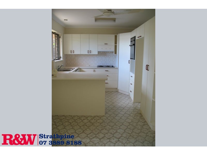 45 Buckingham Street, Strathpine QLD 4500