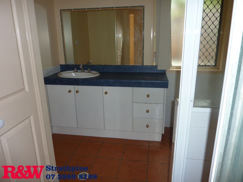 1196 Anzac Avenue, Kallangur QLD 4503