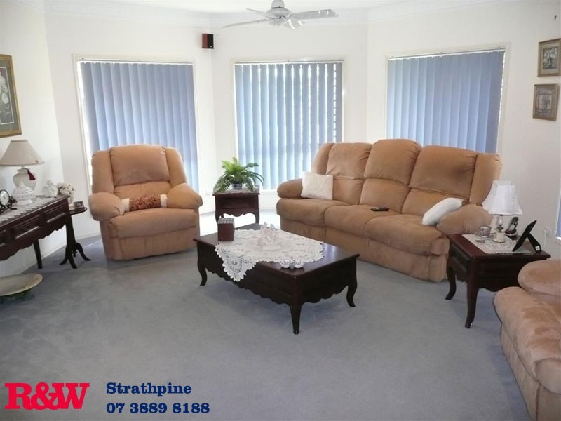 6 Castlereagh St, Murrumba Downs QLD 4503