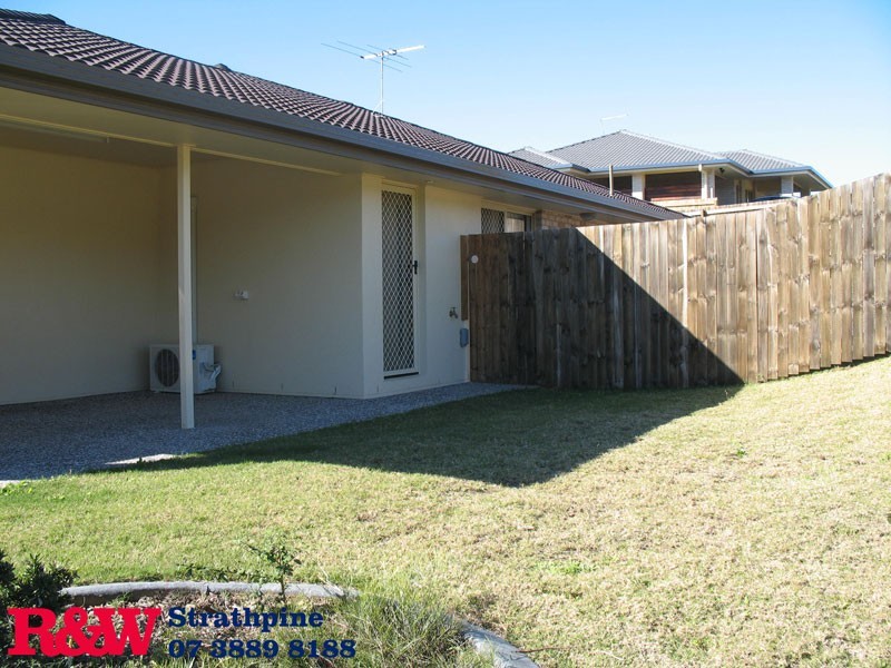 2/16 Homeland Court, Warner QLD 4500
