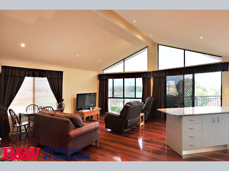 34 Paramount Drive, Warner QLD 4500