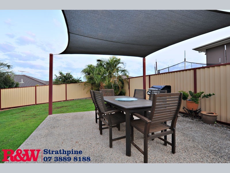 34 Paramount Drive, Warner QLD 4500