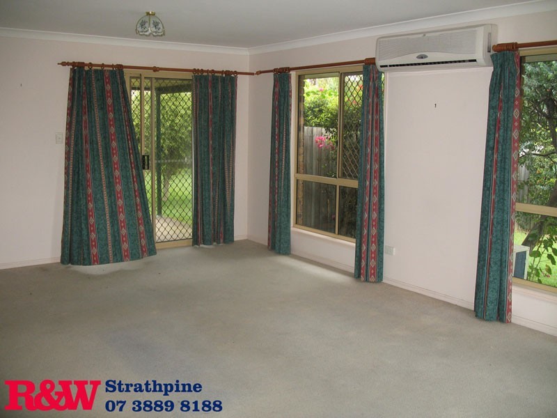 2 Blue Mountain Crescent, Warner QLD 4500
