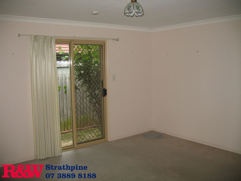 2 Blue Mountain Crescent, Warner QLD 4500