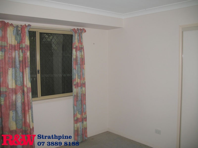 2 Blue Mountain Crescent, Warner QLD 4500