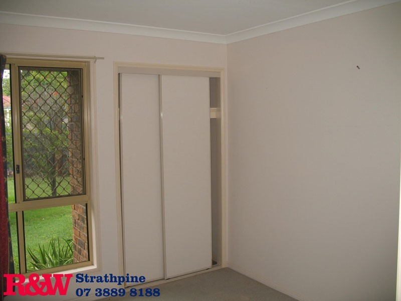 2 Blue Mountain Crescent, Warner QLD 4500