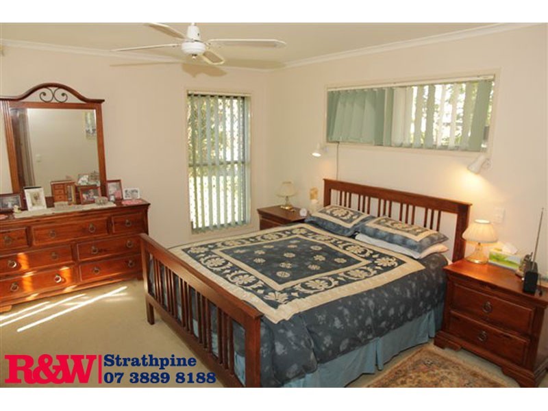 37 Lorraine Court, Lawnton QLD 4501