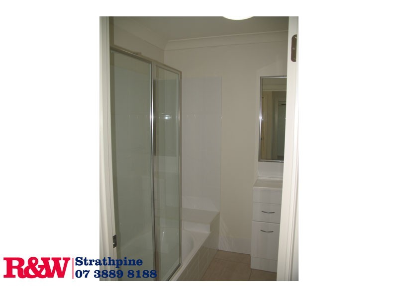 6/64 Station Road, Lawnton QLD 4501