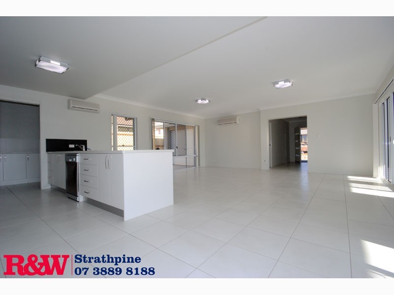 Warner QLD 4500