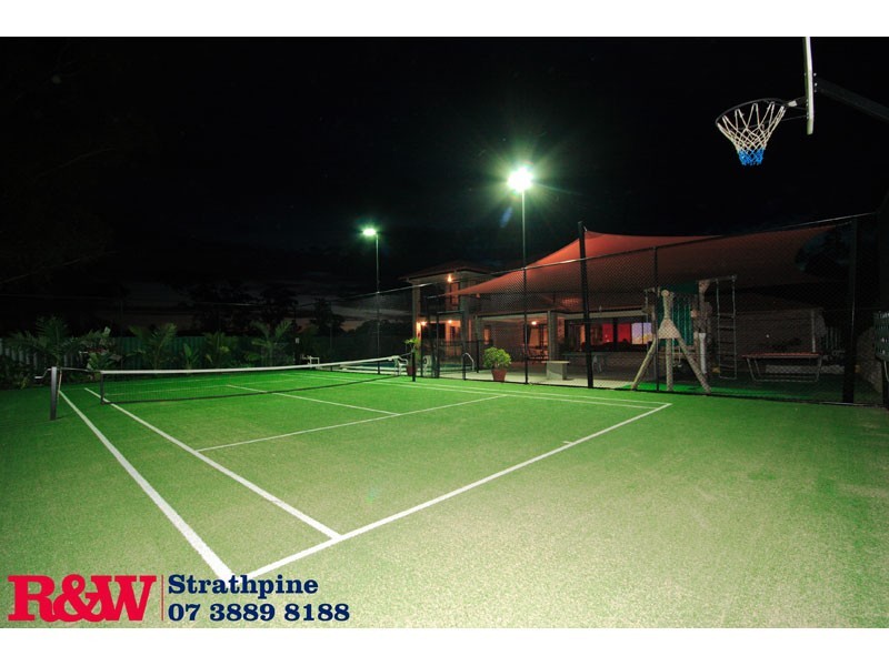 Eatons Hill QLD 4037