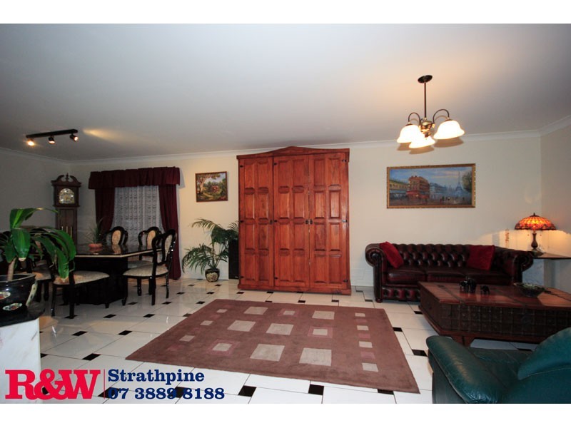 Eatons Hill QLD 4037