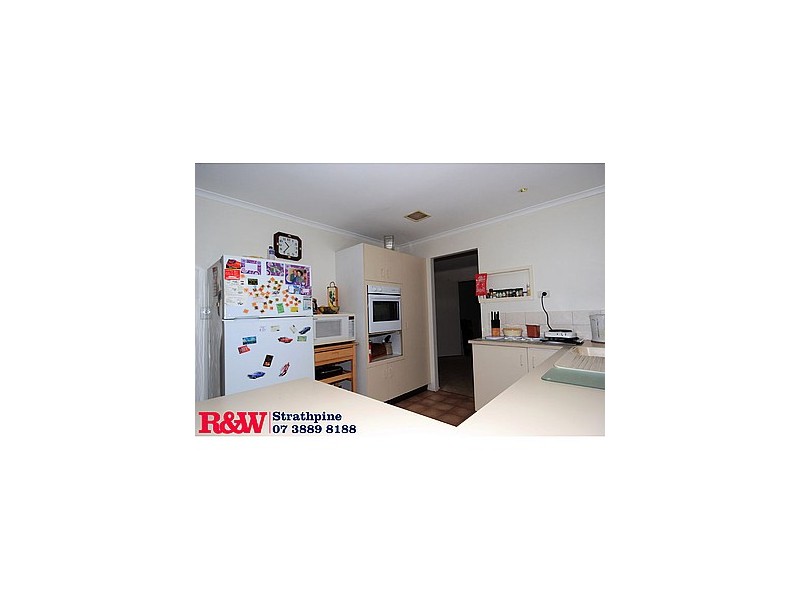 2 Kentwood Dve, Bray Park QLD 4500