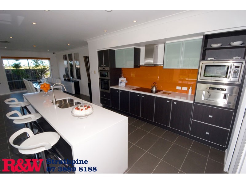 North Lakes QLD 4509