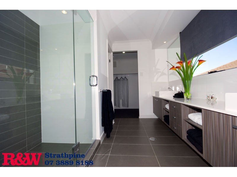 North Lakes QLD 4509