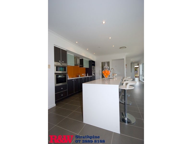 North Lakes QLD 4509