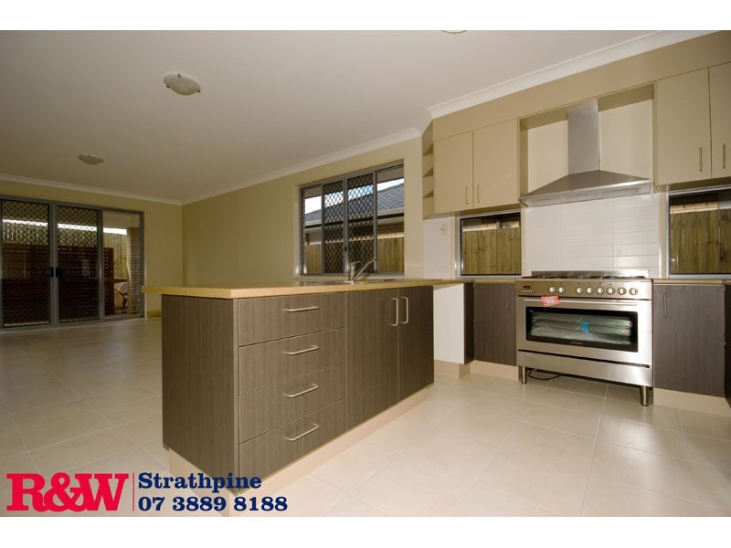 North Lakes QLD 4509