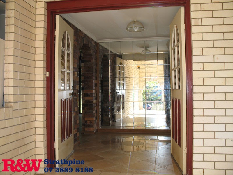 12 carbeen, Lawnton QLD 4501