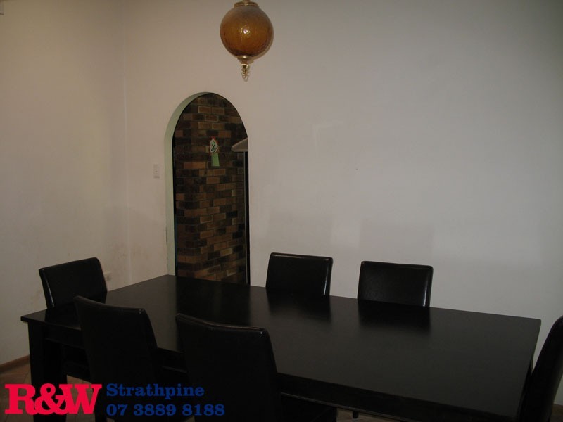 12 carbeen, Lawnton QLD 4501