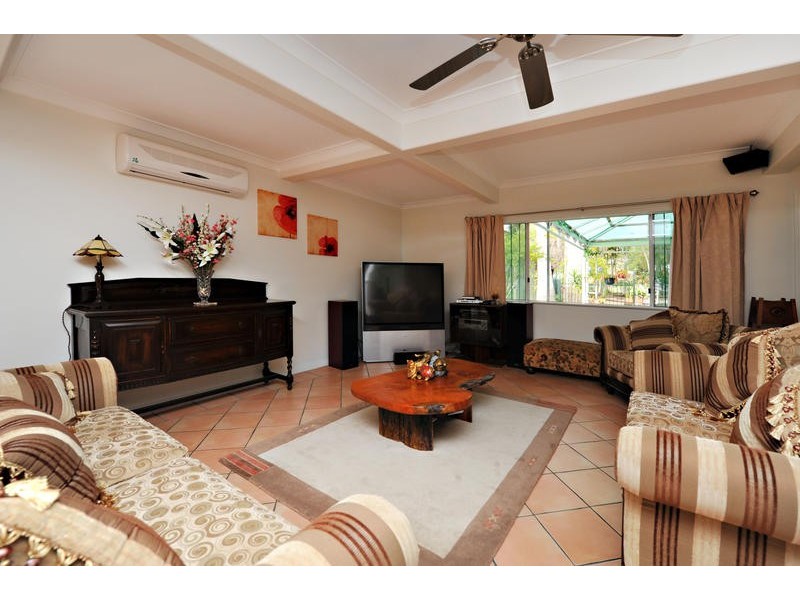 11 Akers Road, Lawnton QLD 4501